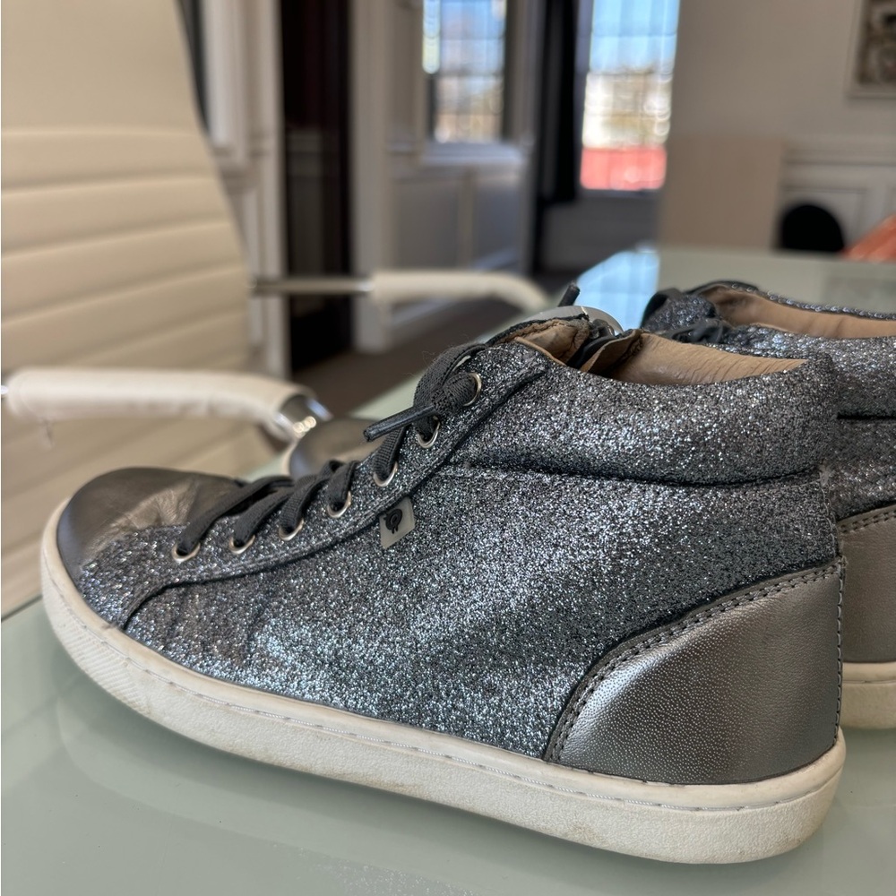 Old Soles size 2.5 (33)